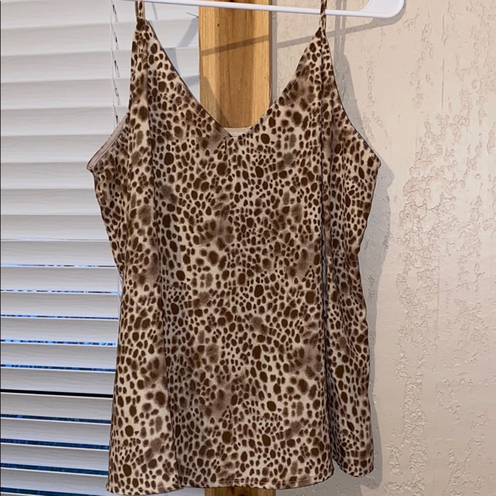 Brown/tan tank